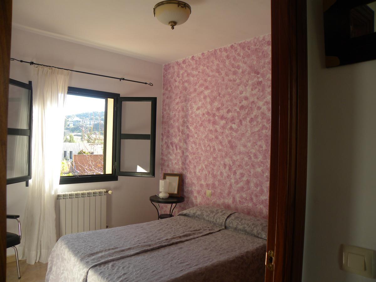 El Jardin De Los Gatos Apartament Caces 外观 照片