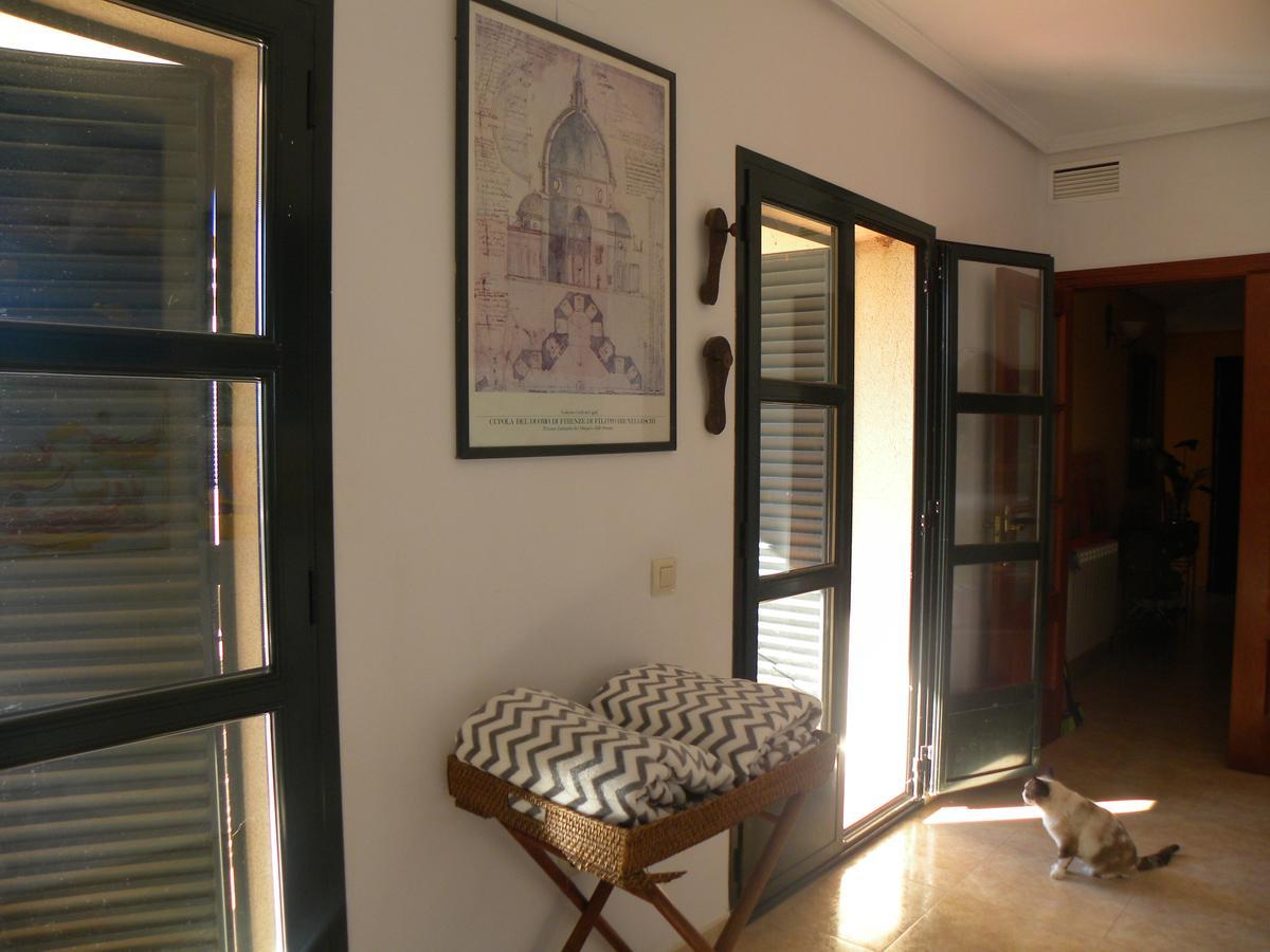 El Jardin De Los Gatos Apartament Caces 外观 照片